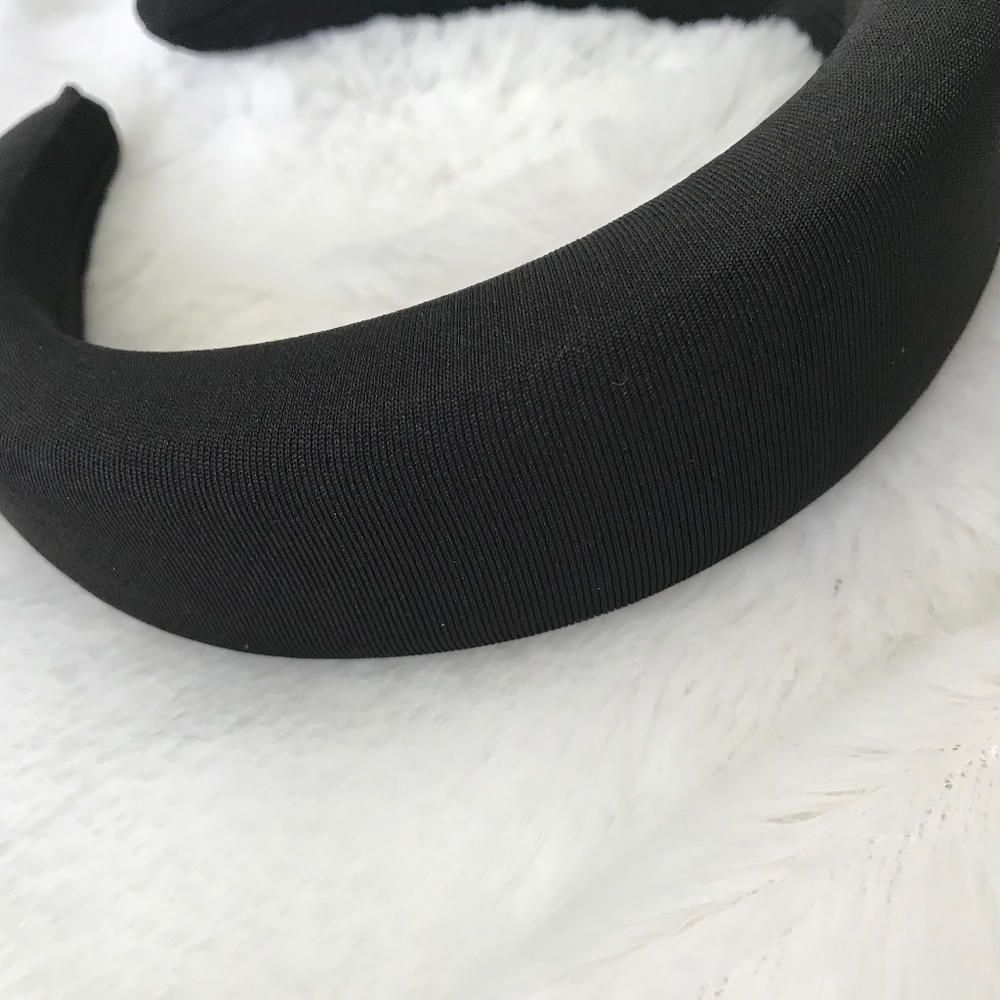 Black Padded Headband - Picture 2 of 4